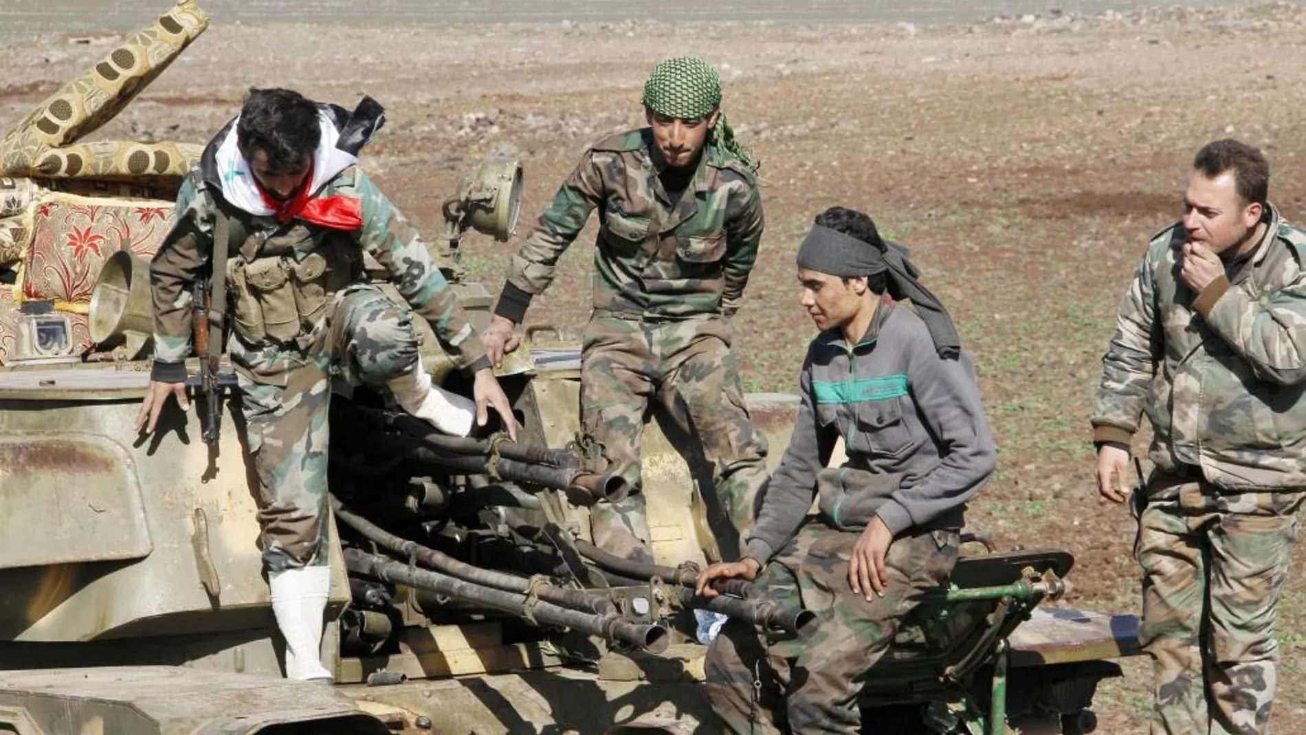 Tropas sirias desplegadas en la ciudad de Hmreet, Siria