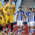 Sergio Canales (d) celebra su gol.