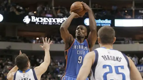 Ibaka no tuvo recompensa a una gran labor; Claver y Calderón, sin brillo
