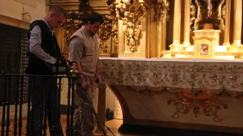 Búsqueda de Cervantes con un georradar en el convento de las Trinitarias