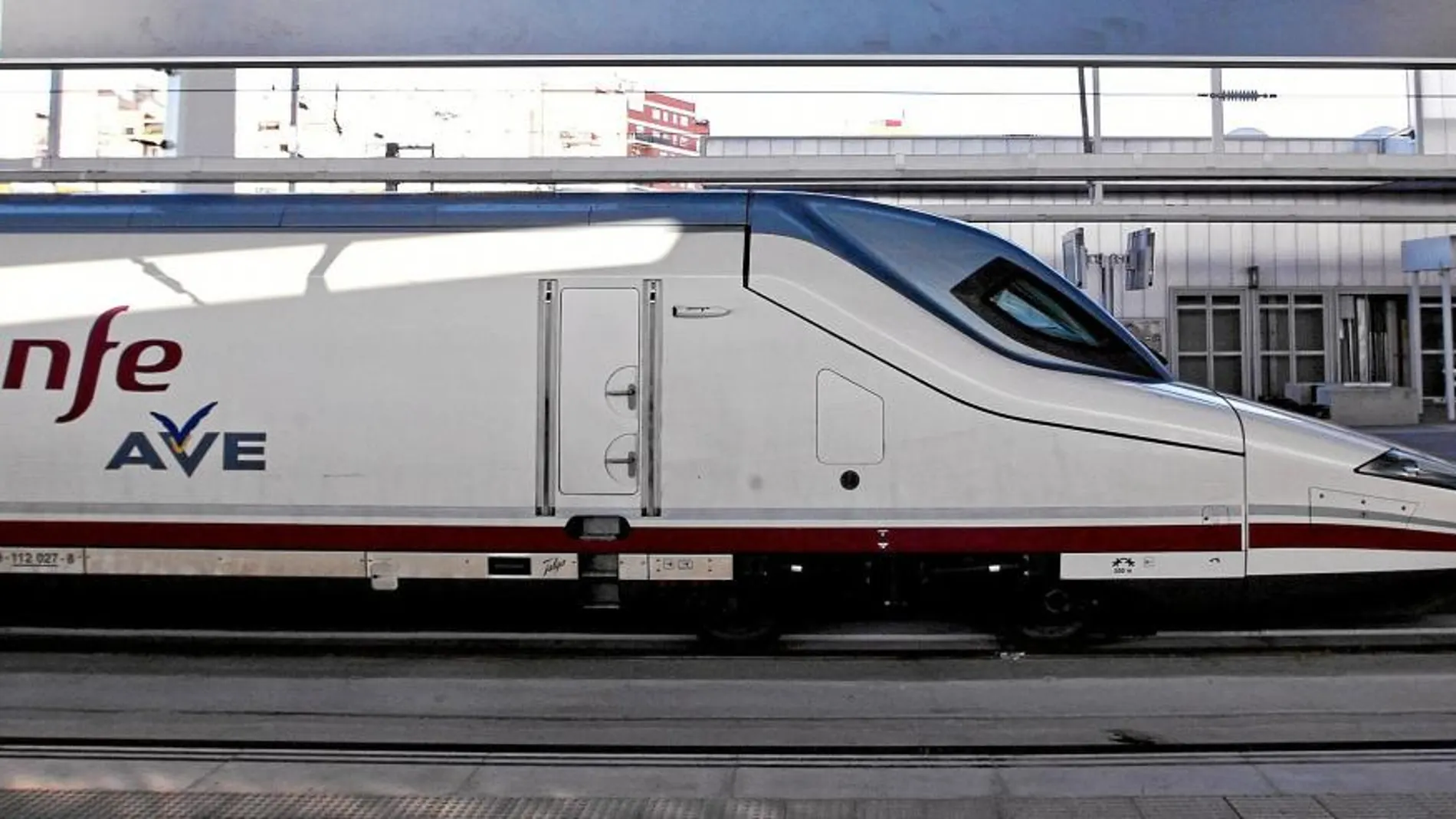 Los rivales de Renfe sólo tendrán 90 días para preparar su oferta del AVE a Levante