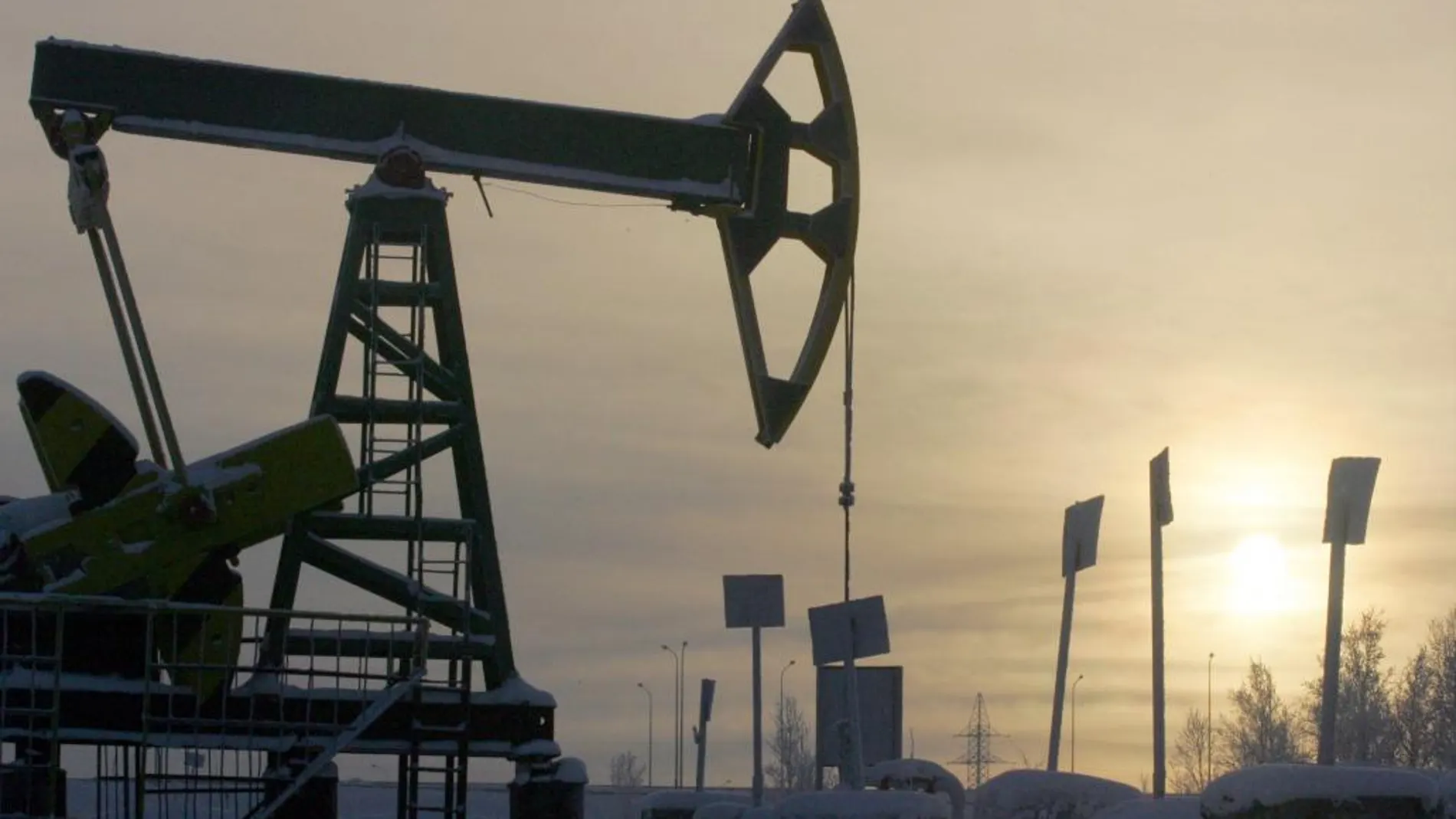Extracción de petróleo en la ciudad rusa de Nefteyugansk