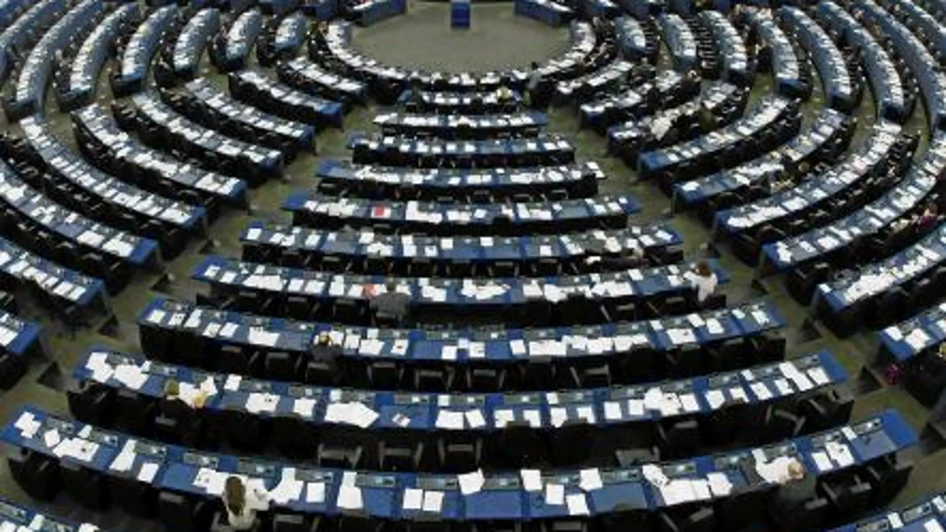 Los ayuntamientos alicantinos visitan hoy el Parlamento Europeo