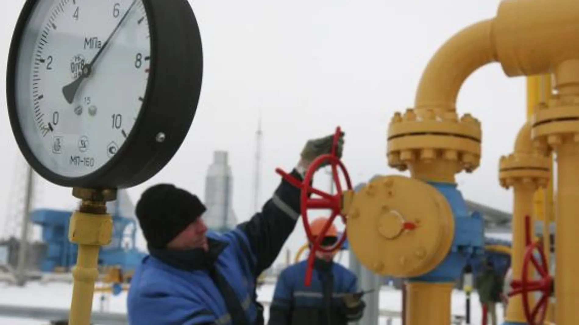 La CE enviará una misión a Kiev y Moscú para evaluar la situación del gas