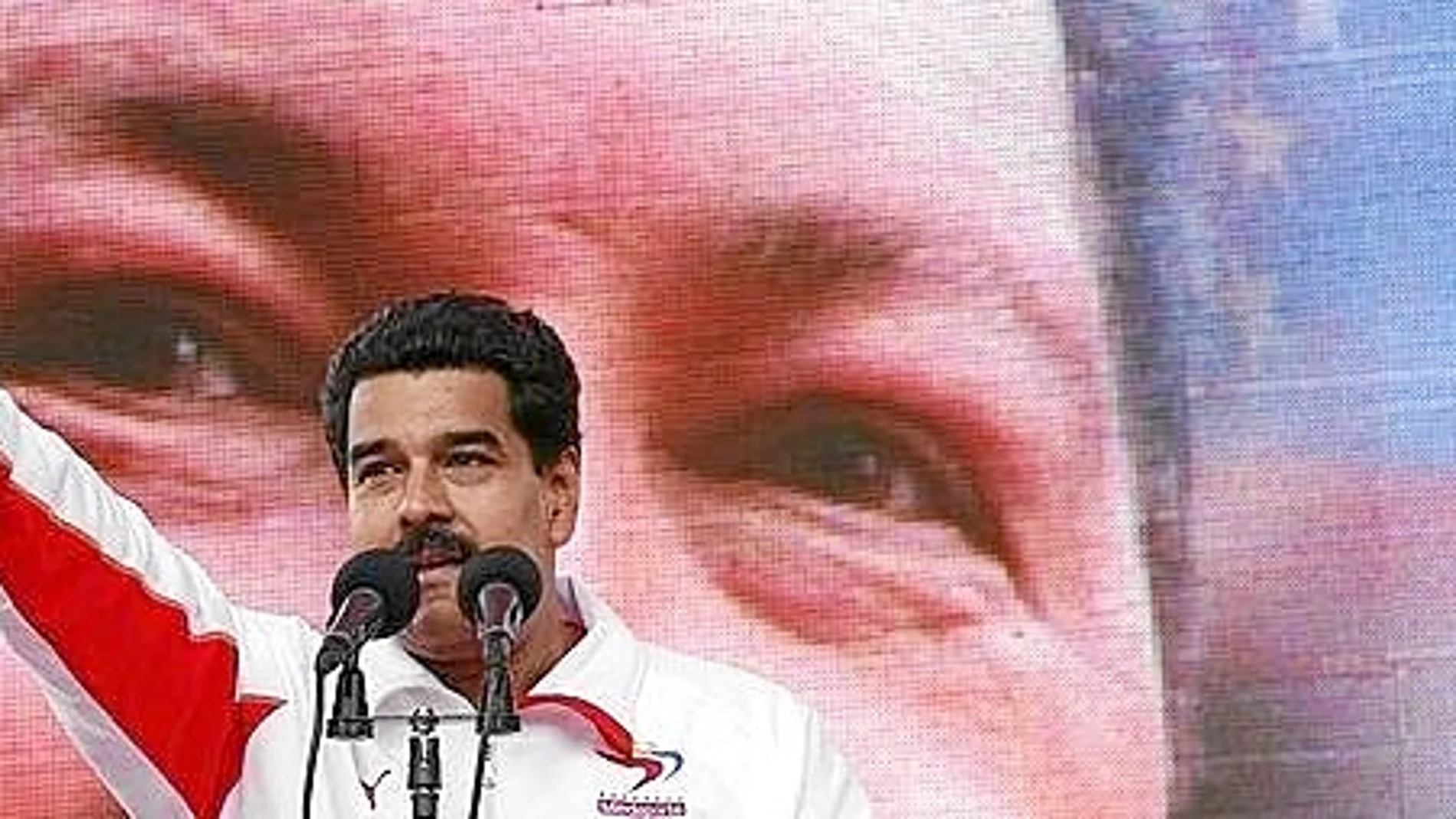 La fundación de Podemos diseñaba hasta finales de 2014 los actos de Maduro