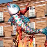  Veintitrés carrozas y dos mil personas pondrán color al Entierro de la Sardina 2022
