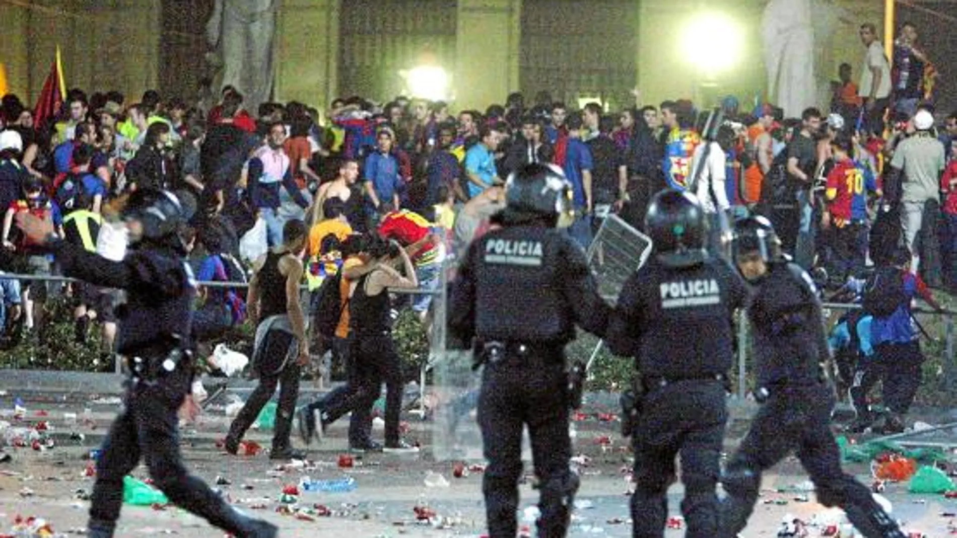 Saura no investigará las cargas de los Mossos por los festejos del Barça