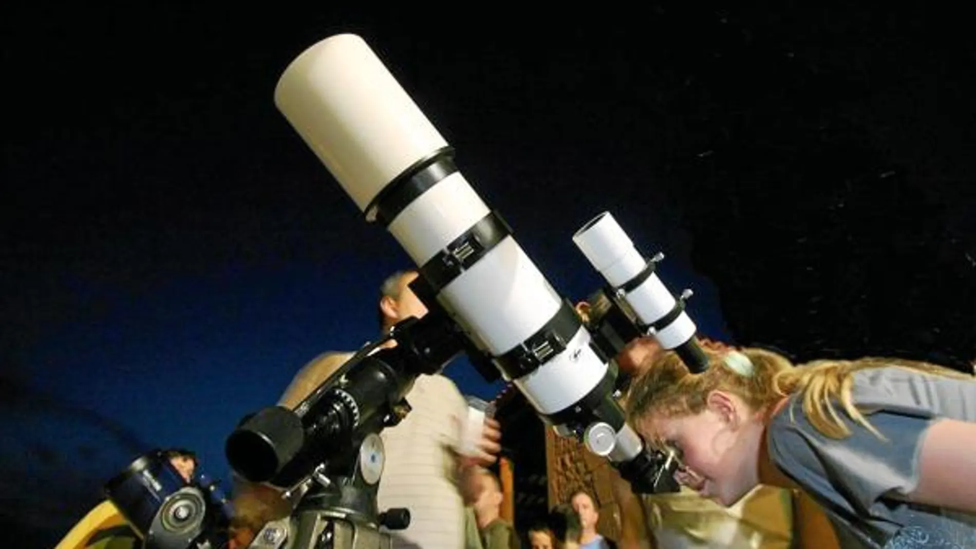 Los astrónomos del Centro Astronómico de Ávila explicarán el cielo a través de los telescopios
