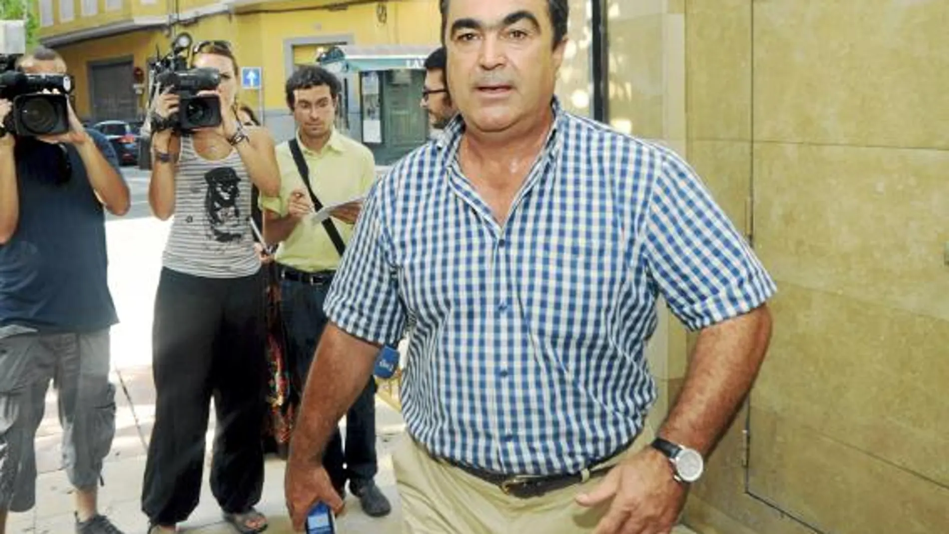 Jesús Navarro Jiménez: La opción más clara de las bases socialistas