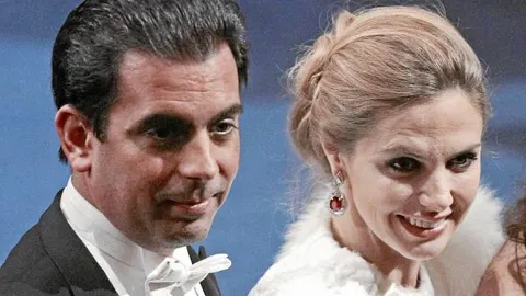 Genoveva, con Gonzalo Vargas Llosa en los Nobel
