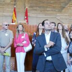 Los diputados electos de Ciudadanos, con Ignacio Aguado a la cabeza, visitaron ayer la Asamblea de Vallecas