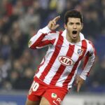 Agüero pone al Atlético frente a la tropa de «Mou»