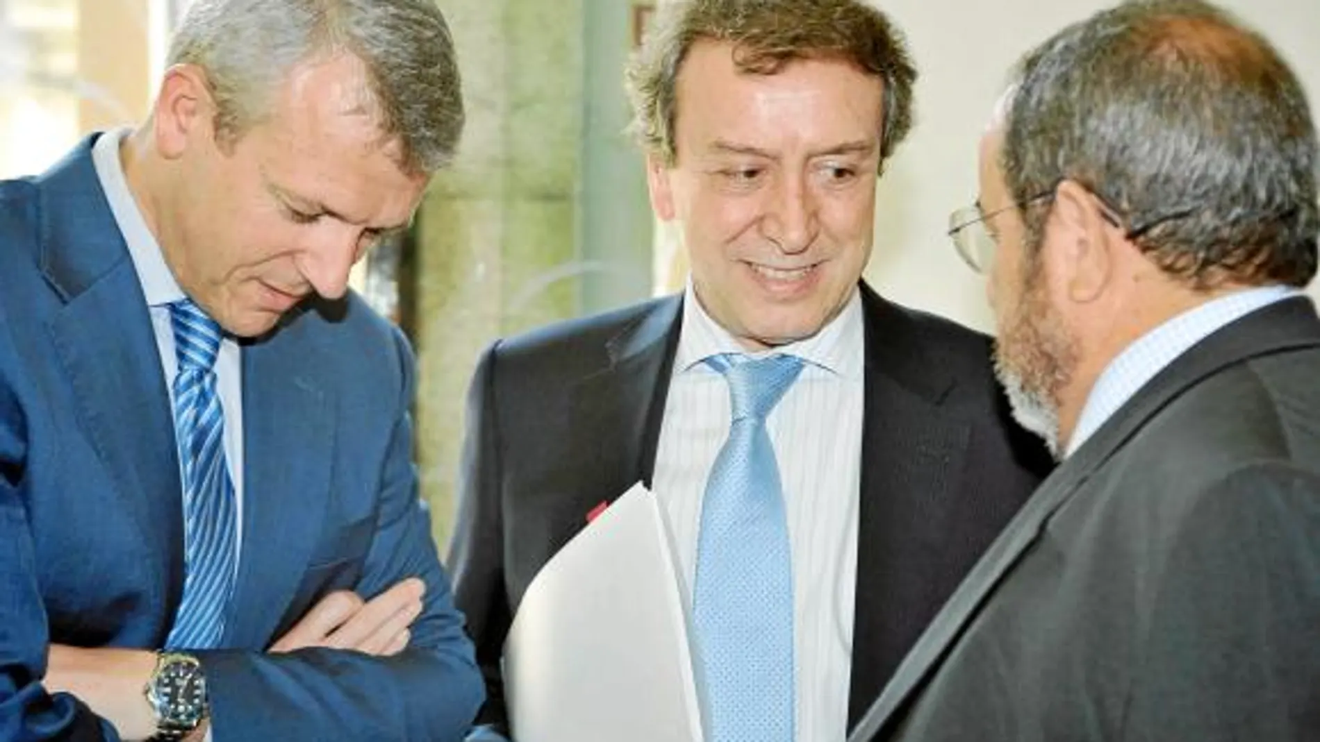 Alianza con portugueses y gallegos al servicio de los castellanos y leoneses