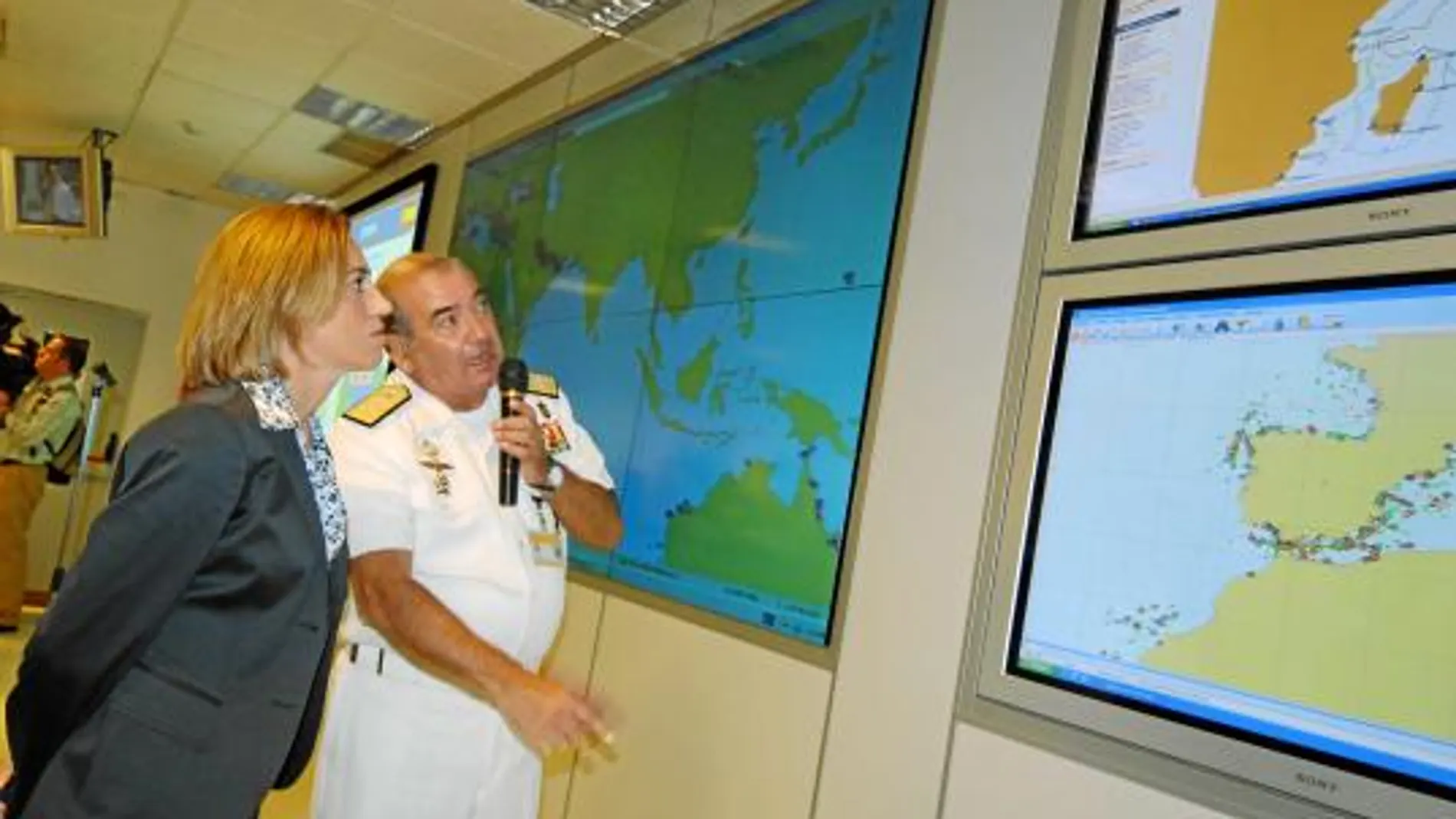 Chacón insta a la UE a acelerar los acuerdos para juzgar a los piratas