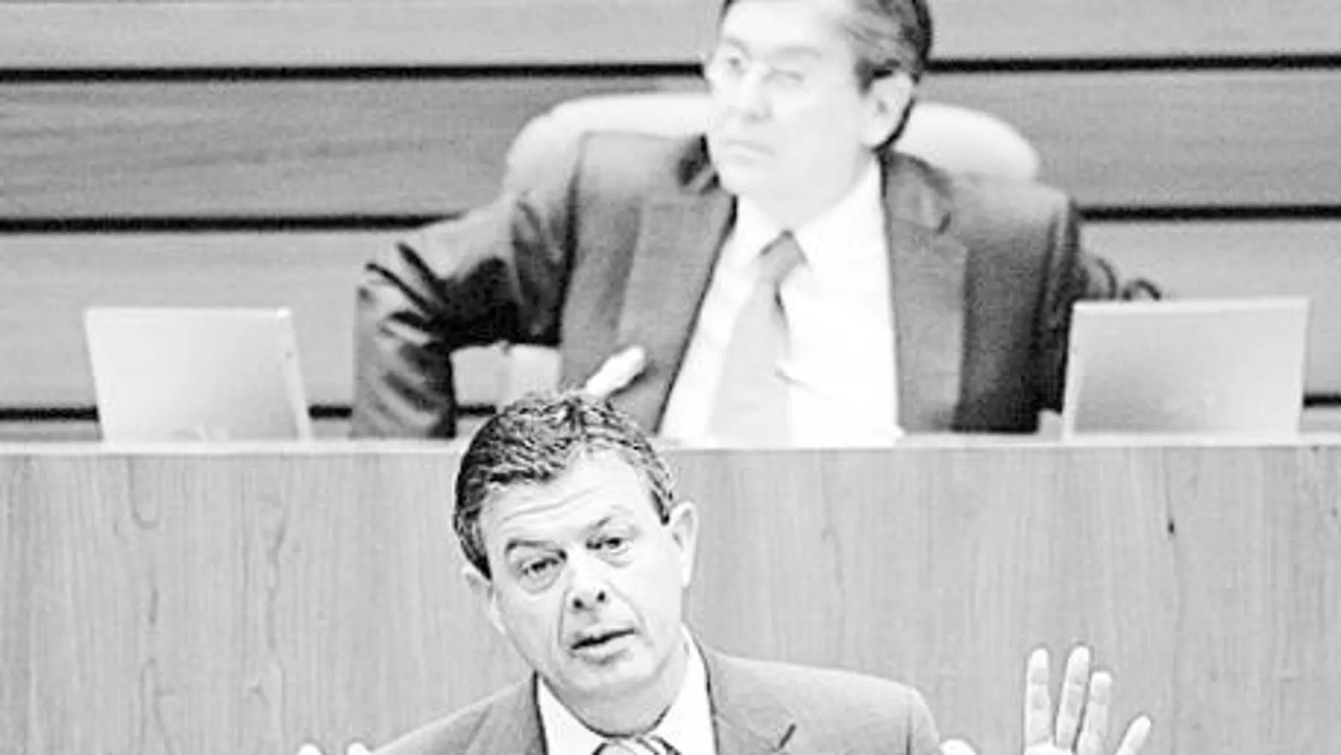 El PP defiende en las Cortes un Plan de apoyo al sector lácteo con apoyo de la UE