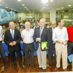 Ruiz, Sánchez Carrillo, Celdrán, Valcárcel, Pacheco y Cámara, antes de la reunión de la Comisión Ejecutiva