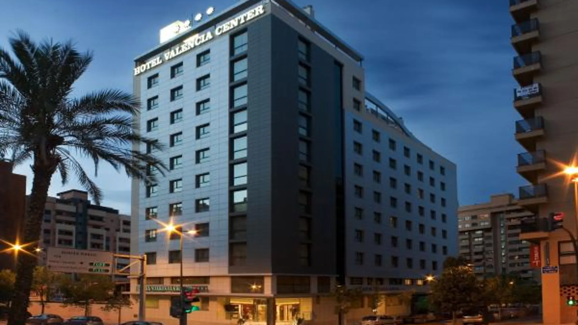 Los hoteleros piden rebajas en el IBI y otras tasas municipales