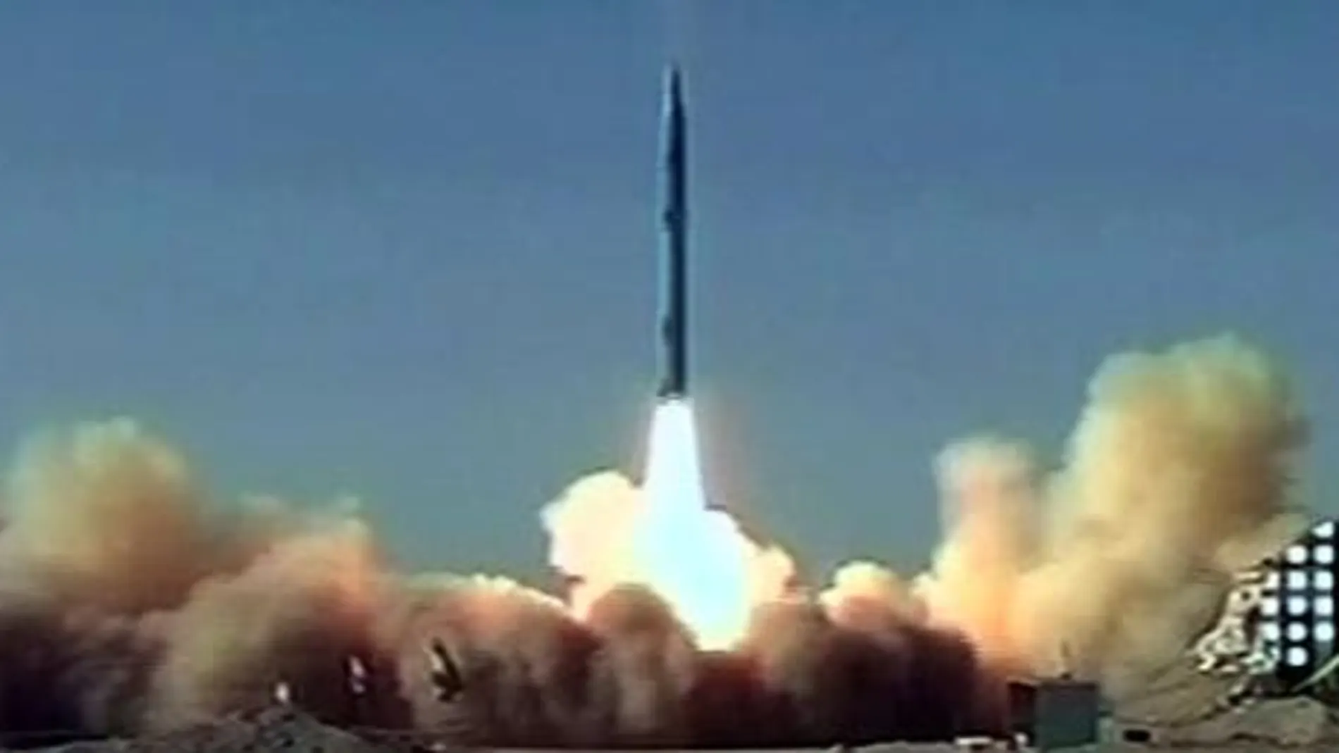 Irán prueba un misil que amenaza a Israel