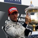 Tercera victoria de Button y Alonso acaba octavo en Bahrein