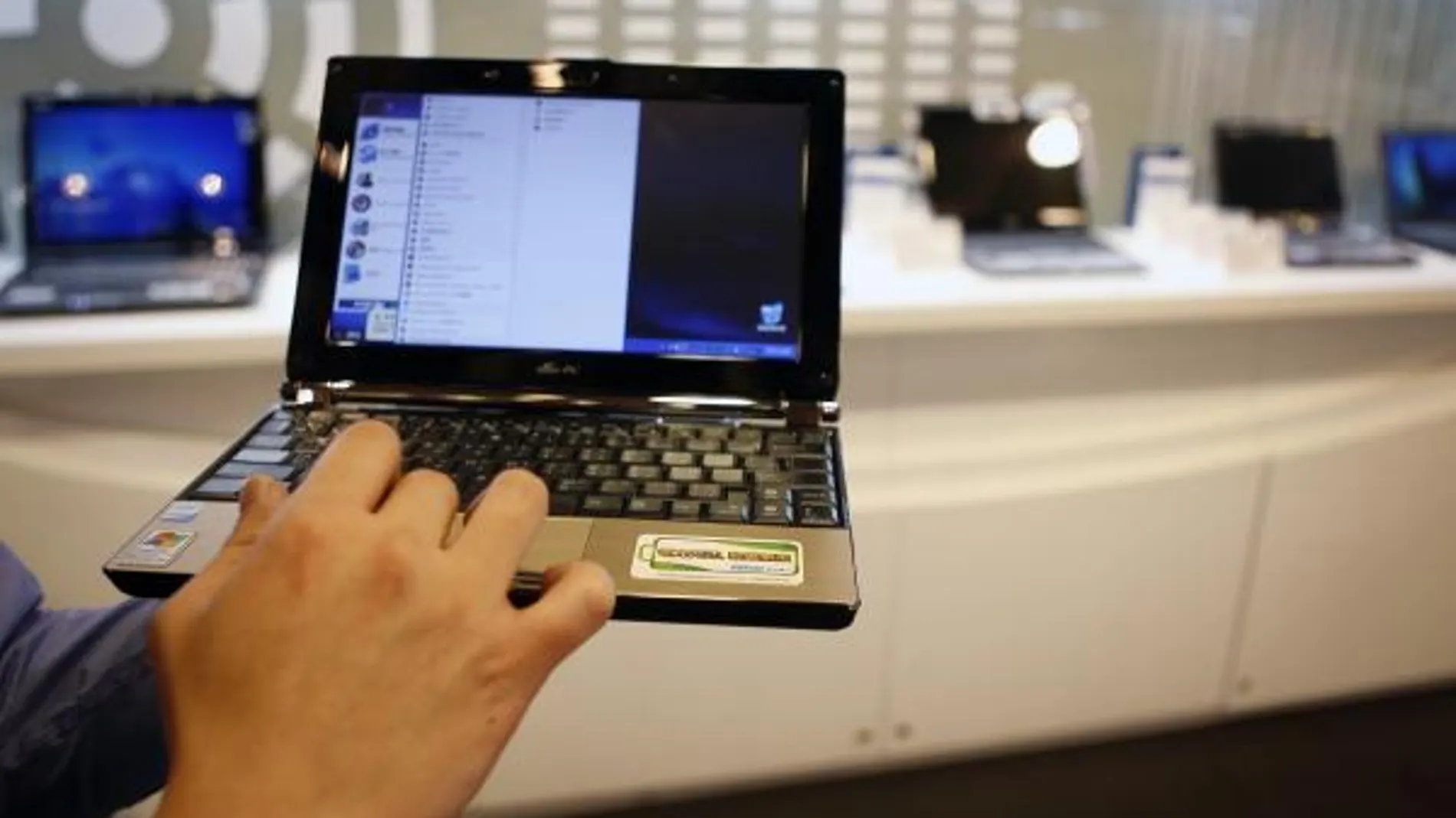 Fabricantes de ultraportátiles instalarán Google Chrome junto a Windows XP