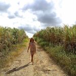 Vega luce el vestido de Melissa Odabash