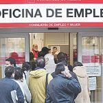 España registra la peor recesión de su historia al caer el PIB un 2,9%