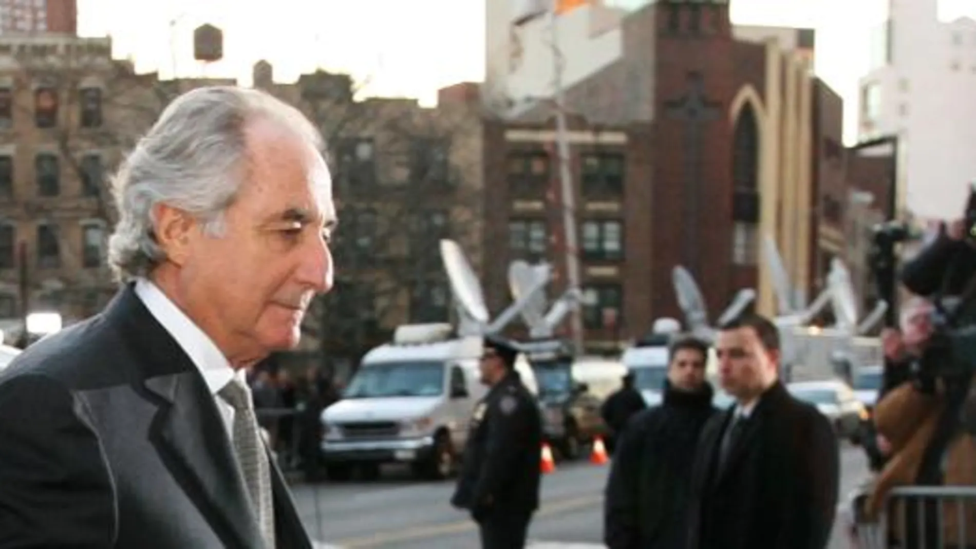 Un juez autoriza a las víctimas de Madoff a llevarle a la bancarrota para cobrar