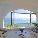 El hotel Doña Pakita ofrece habitaciones con vistas al mar
