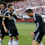 Ronaldo mantiene vivo al Madrid en la lucha por el título