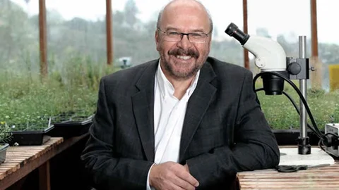 Joseph R. Ecker