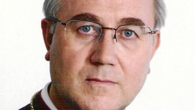 Adolfo González Montes / Obispo de Almería, es un experto en ecumenismo y conoce Bruselas y la UE