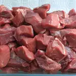 No se deben tomar más de tres raciones de carne roja a la semana y menos de carne procesada