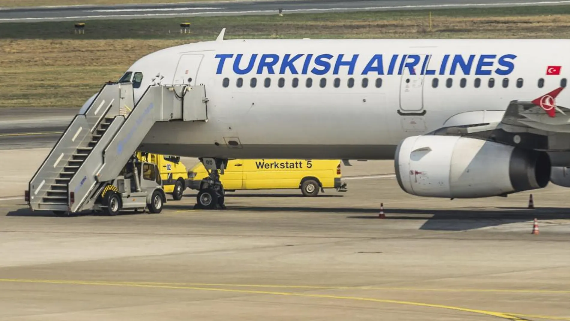 Turkish Airlines pide a sus pilotos que se casen para evitar casos como el de Lubitz