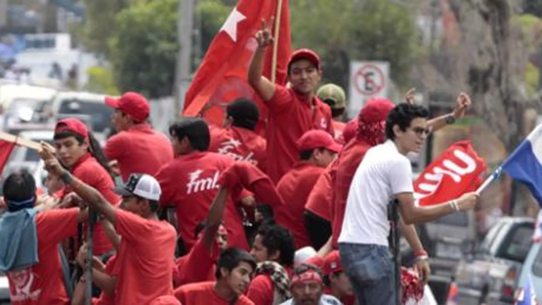 Los sondeos dan la victoria al FMLN en El Salvador