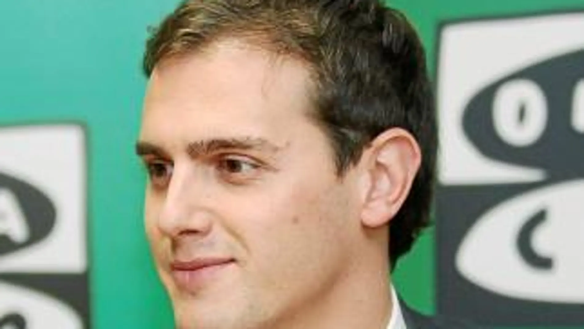 El líder de C'S, Albert Rivera, ayer en Onda Cero