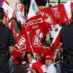 Un 80% de funcionarios secunda la huelga contra Zapatero, según los sindicatos