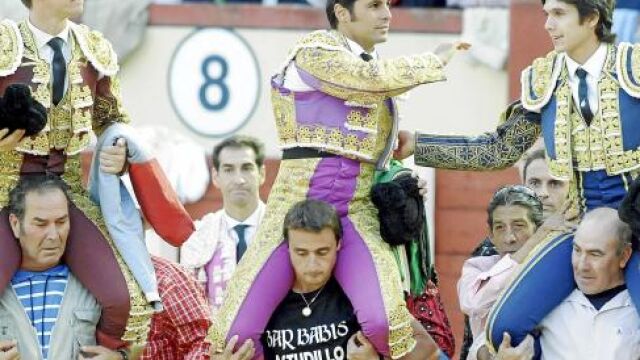 El Juli, Paquirri y Castella salen ayer a hombros del coso pucelano