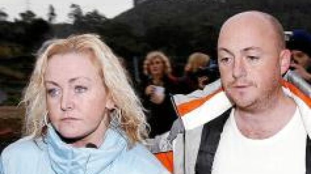 Los padres de la joven poco después de su desaparición