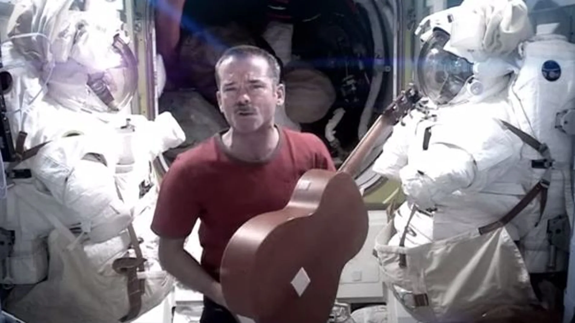 El primer videoclip musical filmado en el espacio
