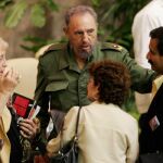 Hernando Calvo, periodista franco-colombiano, junto a Castro en La Habana