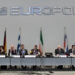 El director de Europol, Rob Wainwright, informa de la operación