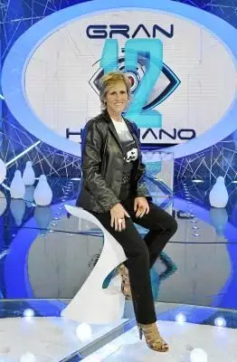 Mercedes Milá, en el nuevo plató «futurista» de «Gran Hermano 12»