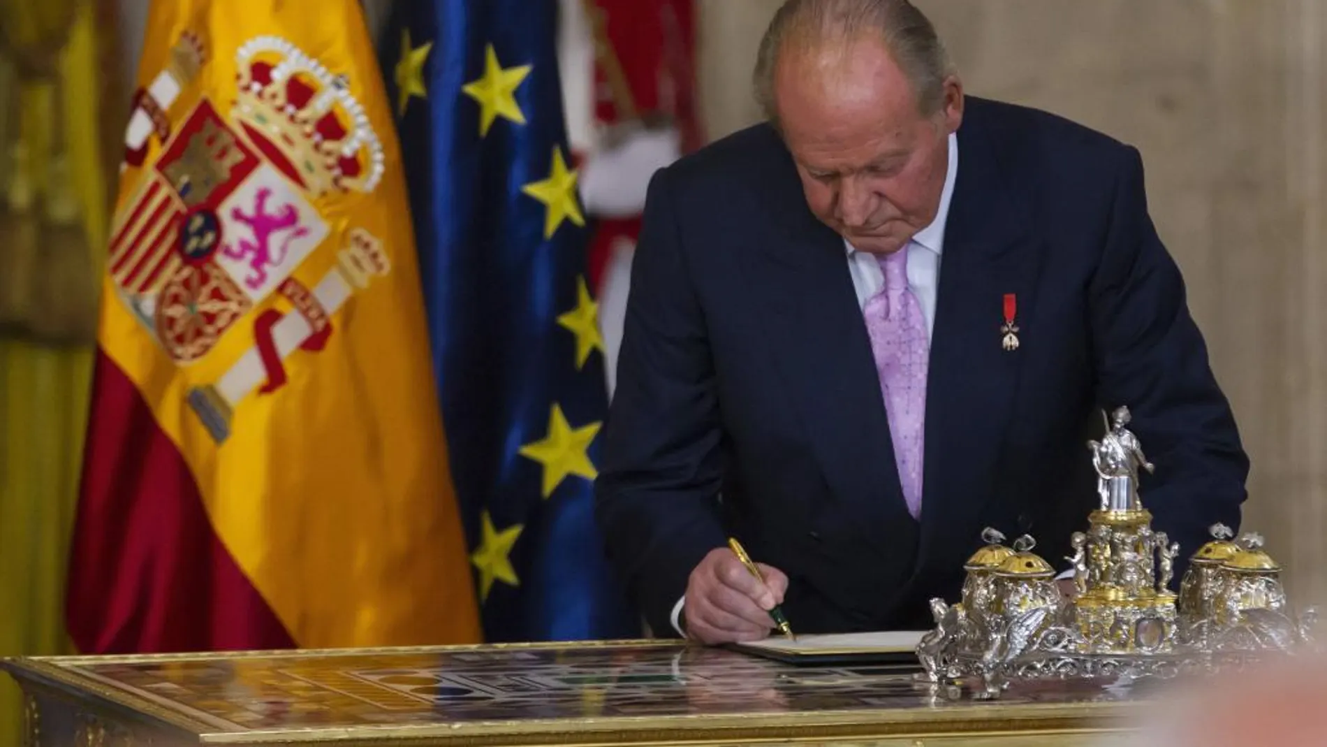 Las claves de la abdicación de Don Juan Carlos