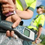 Los agentes han decidido restringir al máximo las multas y sustituirlas por un aviso verbal con consejos de seguridad vial