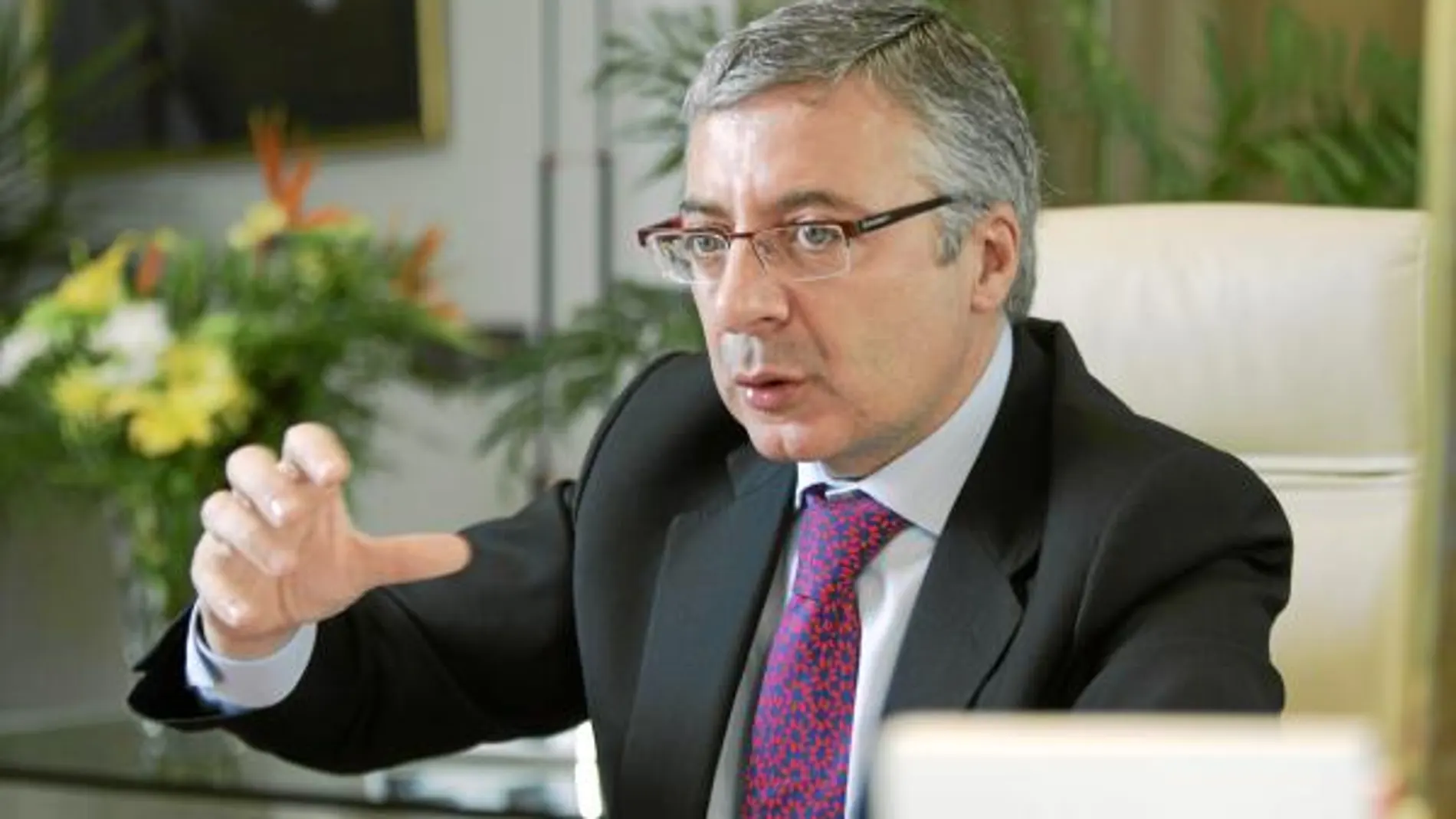 Blanco asegura que la León-Valladolid estará lista durante la actual legislatura