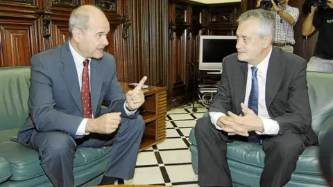Chaves dice que el único modelo de financiación «es el de Solbes»