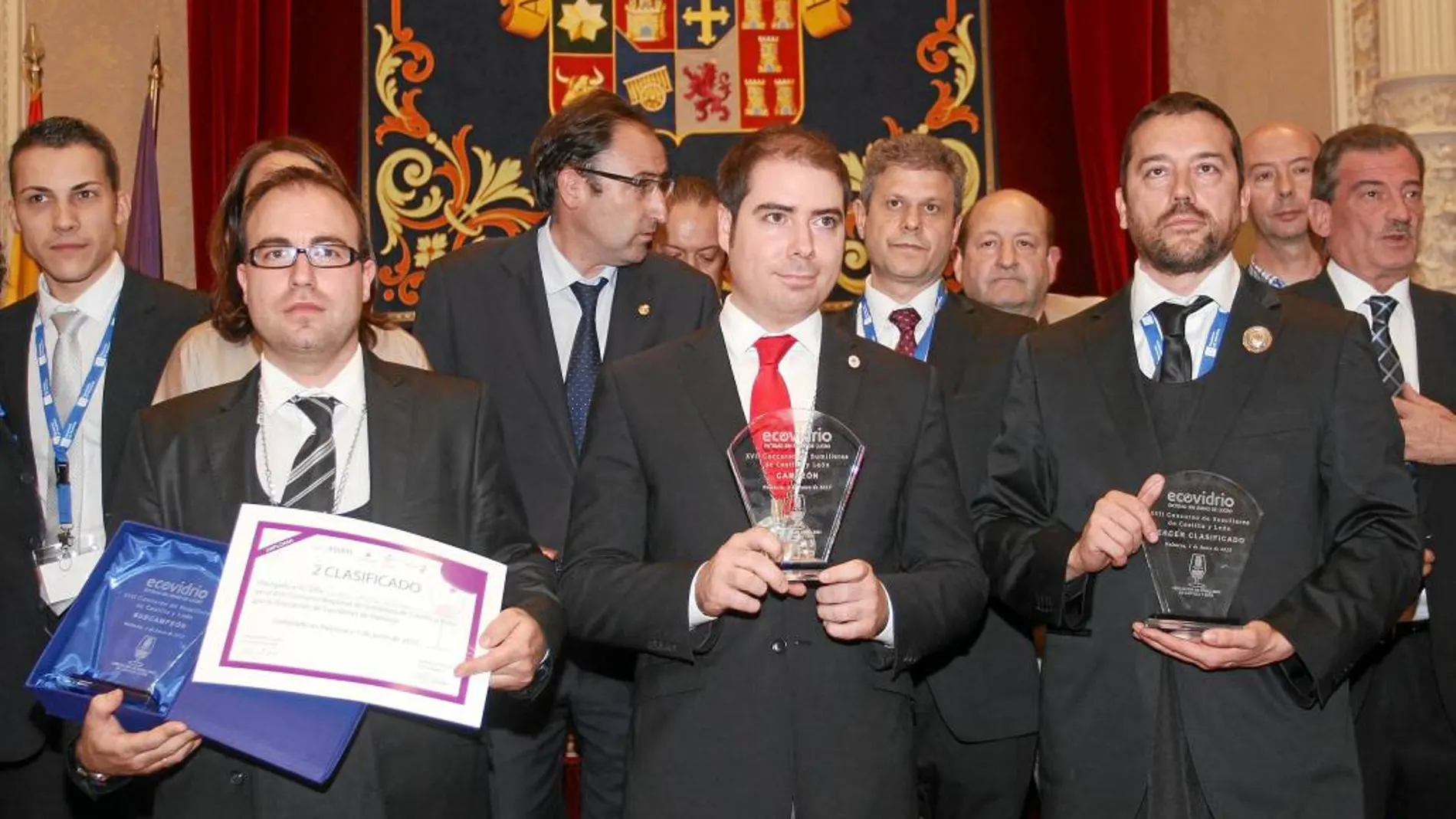 El ganador Álvaro Prieto Martín junto a los dos finales Diego Muñoz Gómez y Javier Mayoral