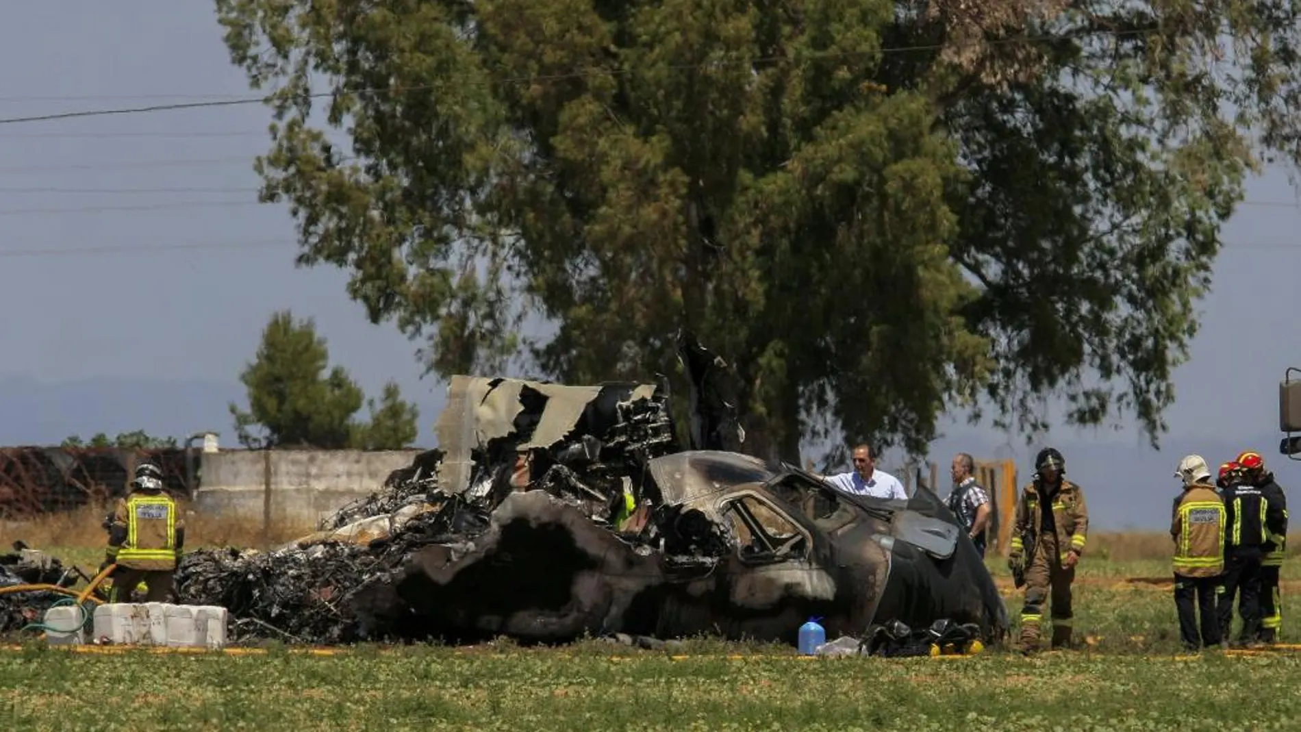 Imagen del Airbus A-400M tras estrellarse en Sevilla