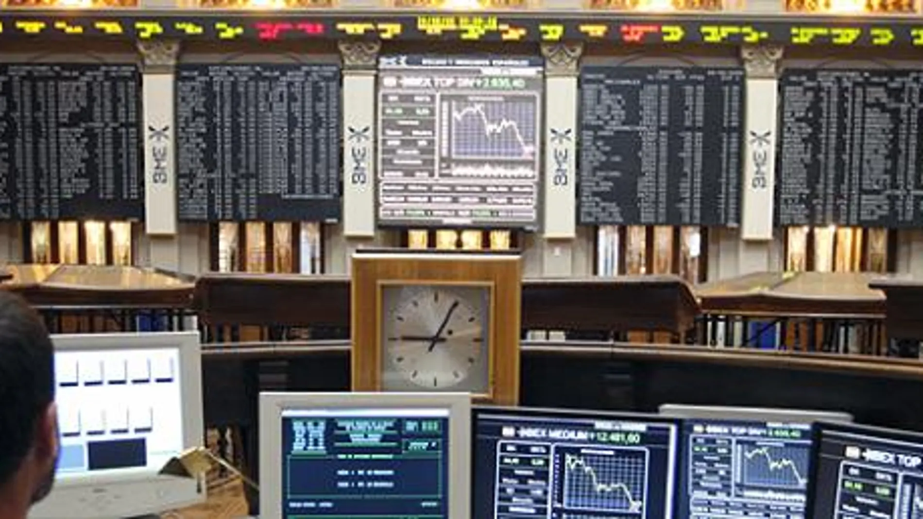 La Bolsa baja el 0,11% por la caída de los grandes valores