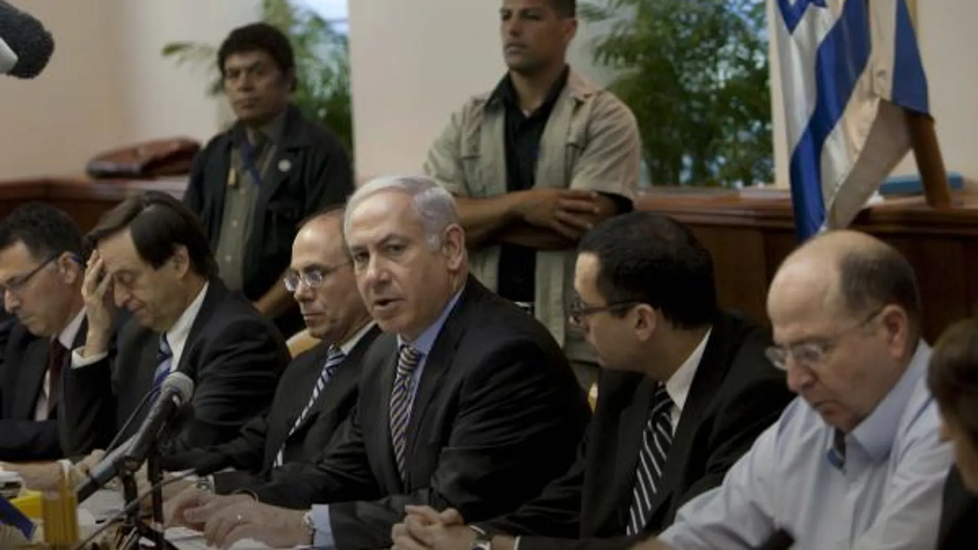Netanyahu pide fe en el diálogo a sus ministros